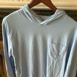 Vineyard vines light blue pullover
